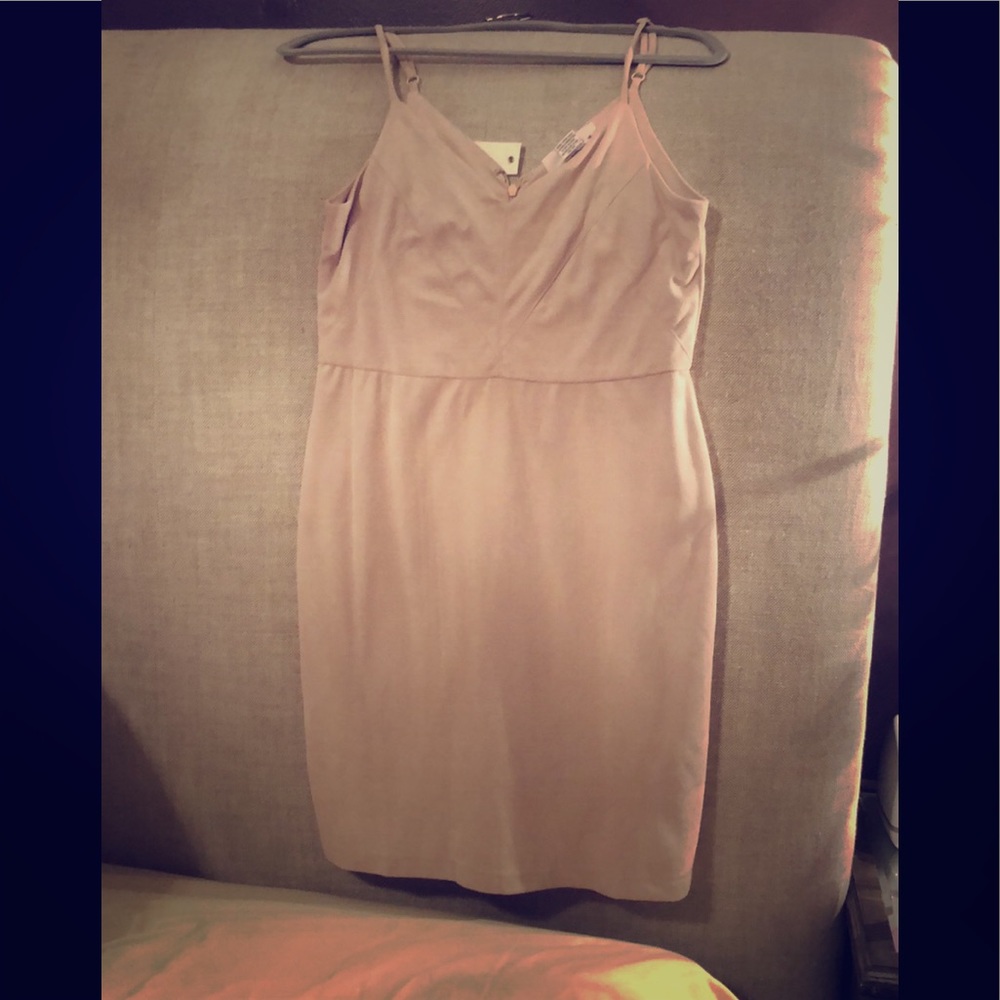 Cute dress!